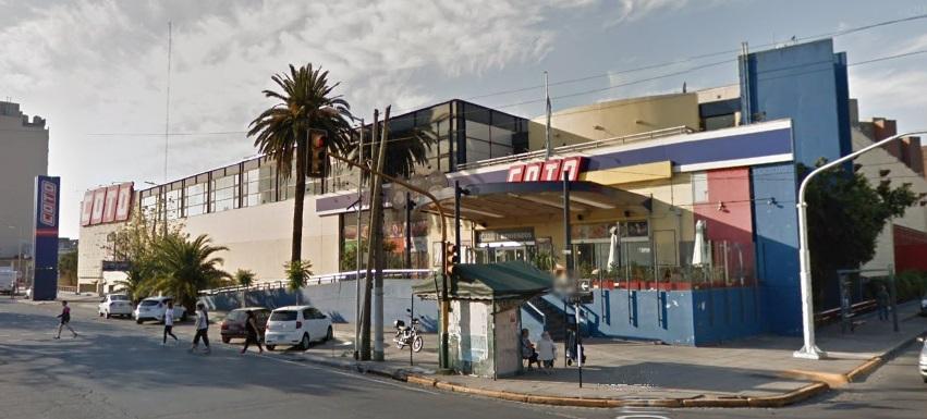 Supermercado Coto, Sucursal Sarandi foto 1